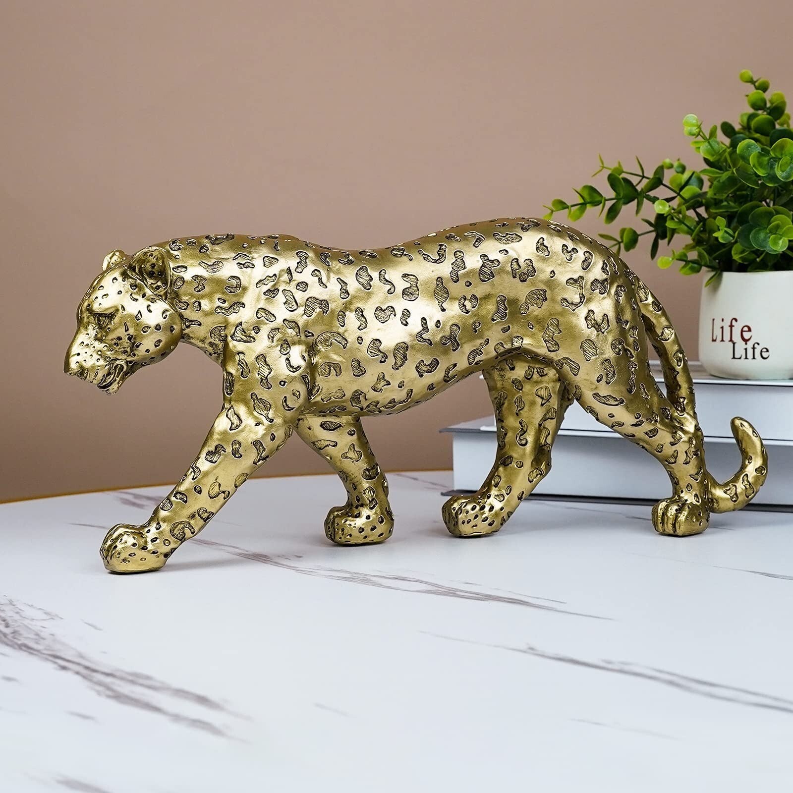 Cheetah Statue Home Decor Leopard Sculpture Resin Sitting Cheetah Figurine De...